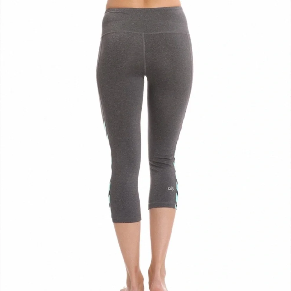 Y2K Alo Yoga Activity Capri Legging Grey Size Small